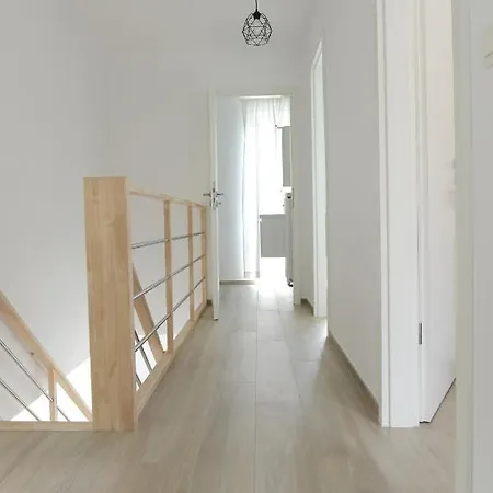 Robert ゲストハウス *